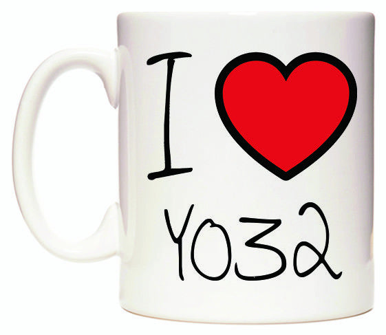 This mug features I Love YO32